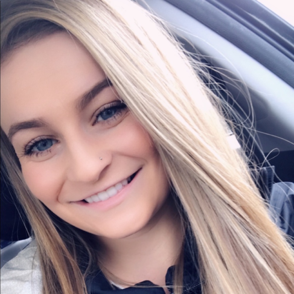 Meet your Posher, Brianna